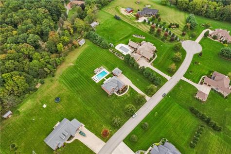 107 Hibernia Drive Lancaster Township PA 16037