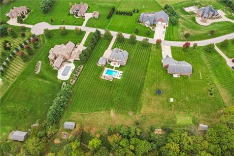 107 Hibernia Drive Lancaster Township PA 16037