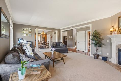 107 Hibernia Drive Lancaster Township PA 16037