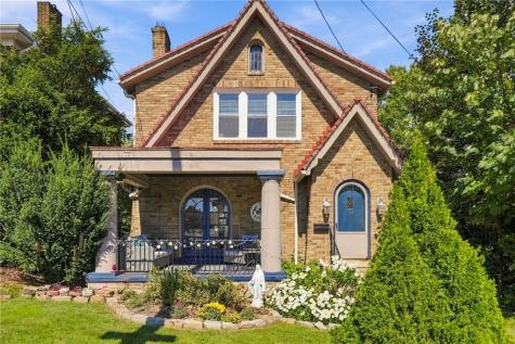 8 Chalfonte Avenue West View PA 15229