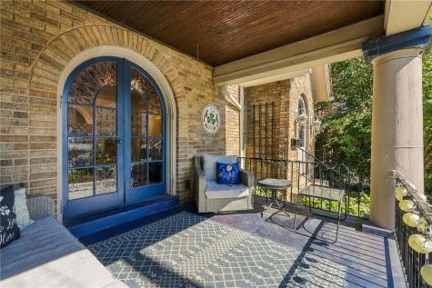8 Chalfonte Avenue West View PA 15229