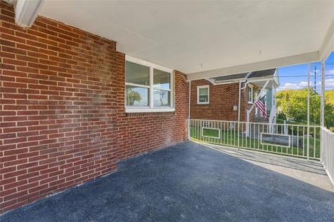 1015 Glencoe Green Tree PA 15220