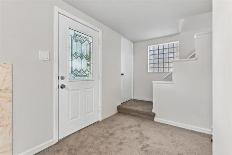 1015 Glencoe Green Tree PA 15220