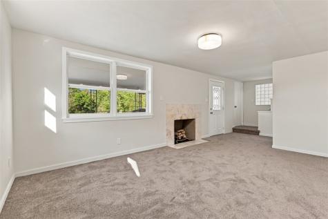 1015 Glencoe Green Tree PA 15220