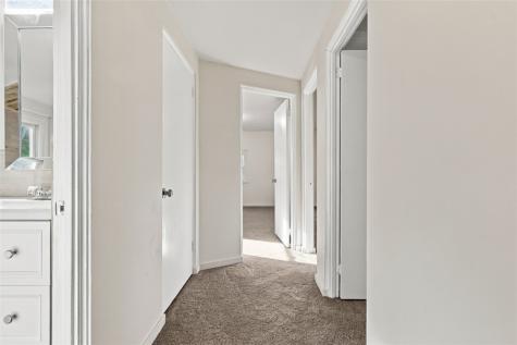 1015 Glencoe Green Tree PA 15220