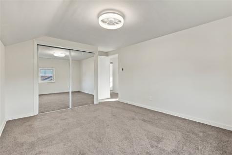 1015 Glencoe Green Tree PA 15220