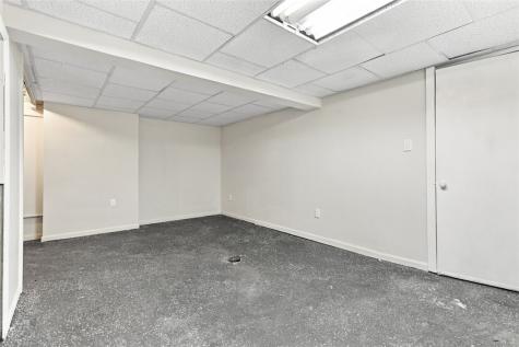 1015 Glencoe Green Tree PA 15220