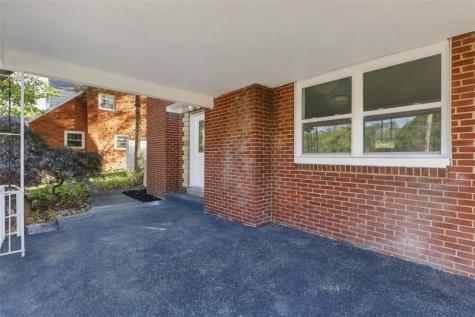 1015 Glencoe Green Tree PA 15220