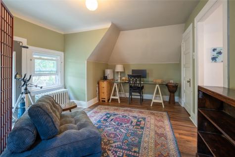 119 Linden Avenue Edgewood PA 15218