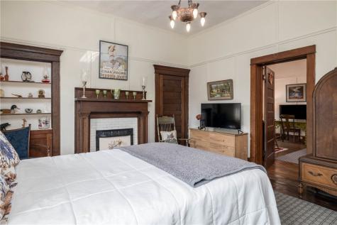 139 Main Street Claysville PA 15323
