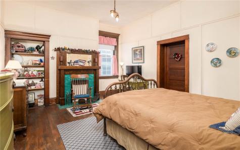 139 Main Street Claysville PA 15323