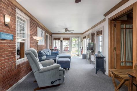 139 Main Street Claysville PA 15323