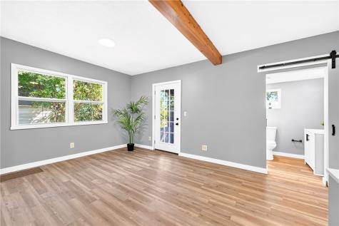 912 Benwood Avenue Mckees Rocks PA 15136