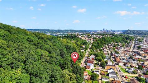 912 Benwood Avenue Mckees Rocks PA 15136