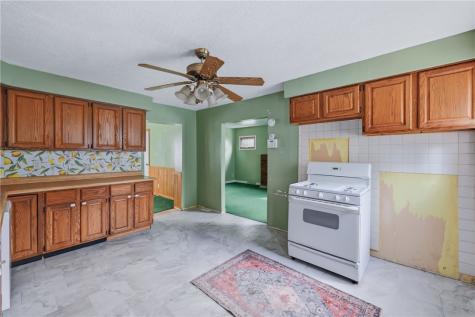138 Strawbridge Avenue Sharon PA 16146
