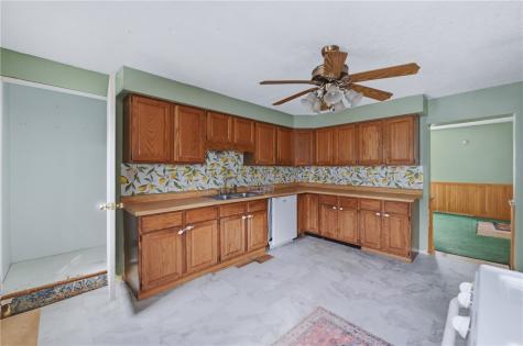 138 Strawbridge Avenue Sharon PA 16146
