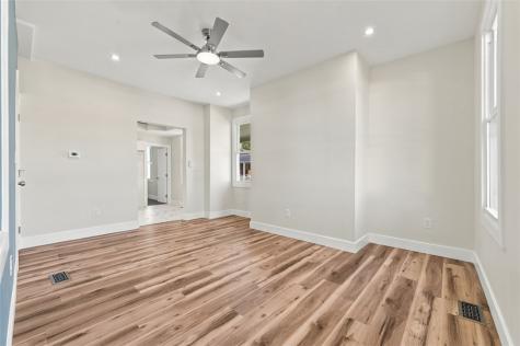 240 Stewart Street Elizabeth Township/boro PA 15037