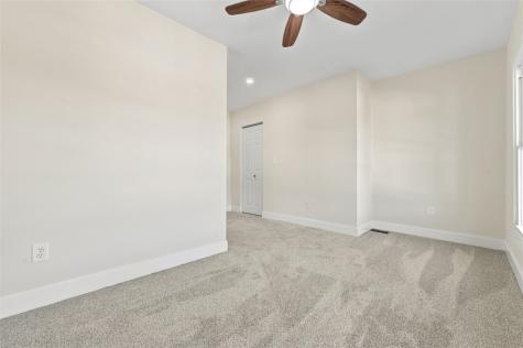 240 Stewart Street Elizabeth Township/boro PA 15037