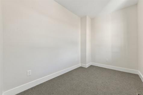 240 Stewart Street Elizabeth Township/boro PA 15037