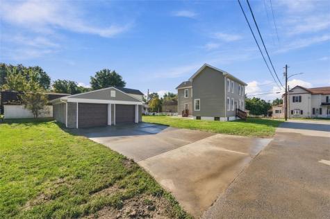 240 Stewart Street Elizabeth Township/boro PA 15037
