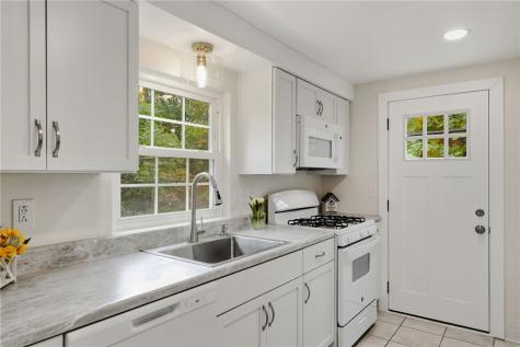 1335 Bower Hill Road Mt Lebanon PA 15243