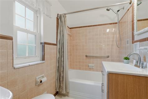 1335 Bower Hill Road Mt Lebanon PA 15243