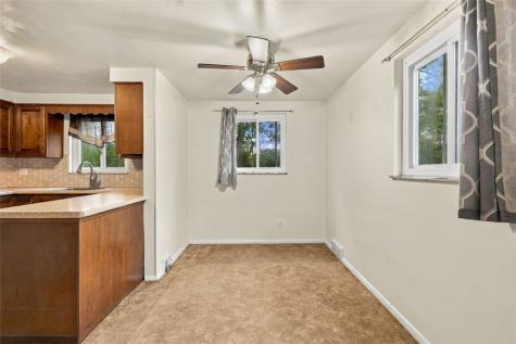 1222 10th Street Irwin PA 15642