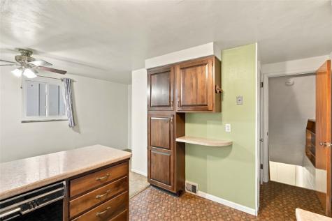 1222 10th Street Irwin PA 15642