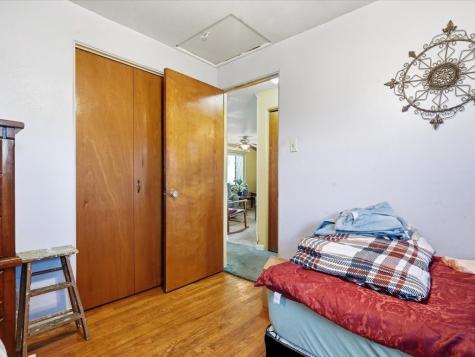 4018 Everlawn Street West Mifflin PA 15122