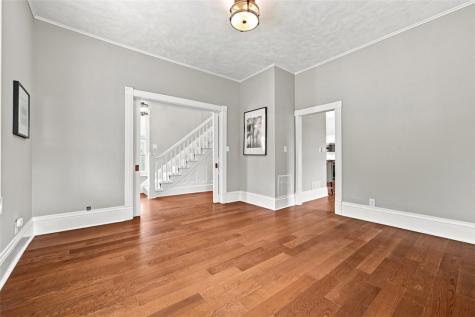 104 1st Street Oakdale PA 15071