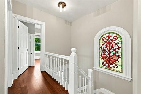 104 1st Street Oakdale PA 15071