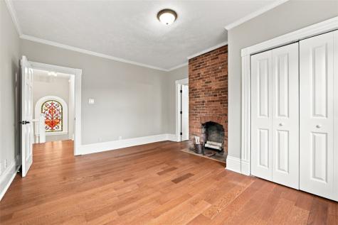 104 1st Street Oakdale PA 15071