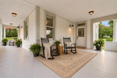 104 1st Street Oakdale PA 15071