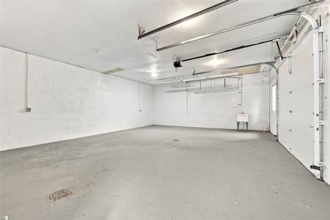 104 1st Street Oakdale PA 15071