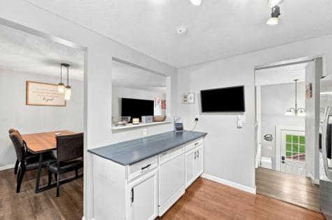 1615 Us Route 30 Hanover Township PA 15050
