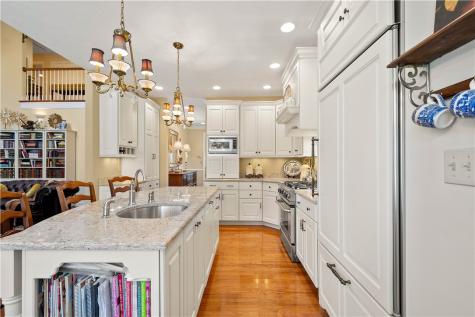 1005 Skyline Drive Cecil PA 15317
