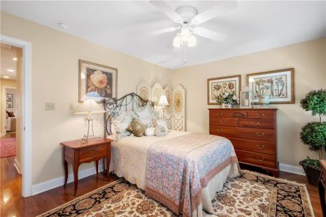 1005 Skyline Drive Cecil PA 15317