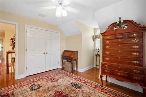 1005 Skyline Drive Cecil PA 15317