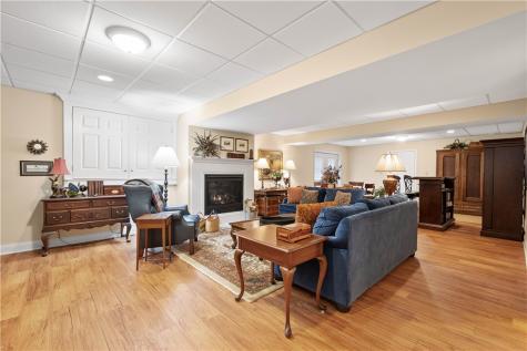 1005 Skyline Drive Cecil PA 15317