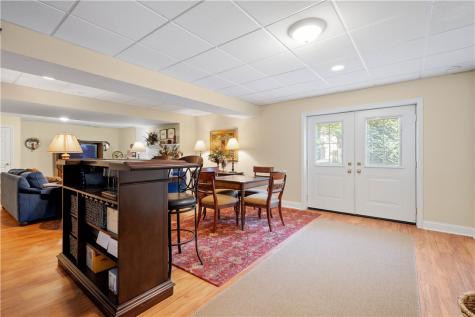 1005 Skyline Drive Cecil PA 15317