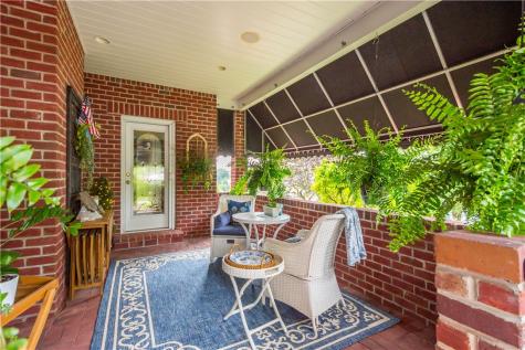 1005 Skyline Drive Cecil PA 15317