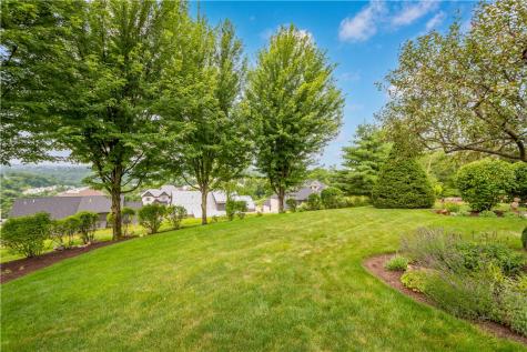 1005 Skyline Drive Cecil PA 15317