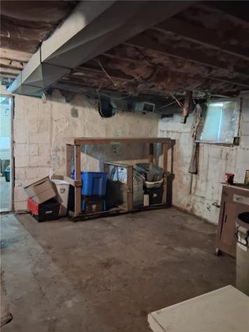 59 Seik Road Chartiers PA 15301