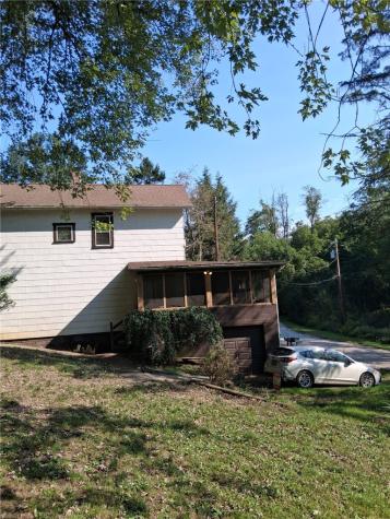 59 Seik Road Chartiers PA 15301