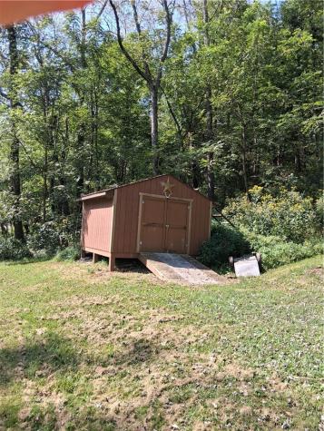 59 Seik Road Chartiers PA 15301