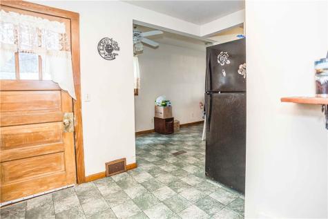 526 4th Avenue Ford City Boro PA 16226