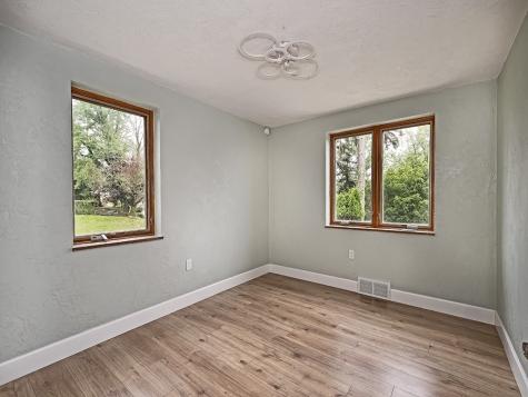 66 School Green Tree PA 15220