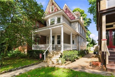 122 Lincoln Avenue Edgewood PA 15218
