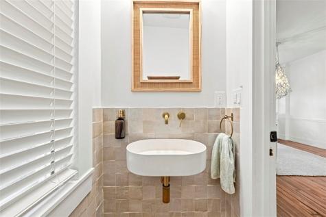 122 Lincoln Avenue Edgewood PA 15218