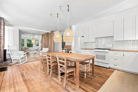 122 Lincoln Avenue Edgewood PA 15218